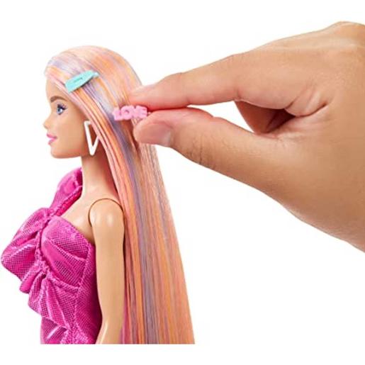 Barbie - Boneca caucasiana com cabelo extra longo, roupa e acessórios (Totally Hair 2.0) ㅤ