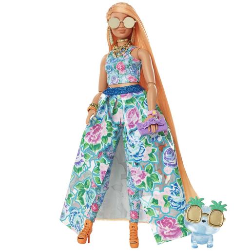 Barbie - Boneca Extra Fancy Look floral com saia, top, roupão e acessórios ㅤ