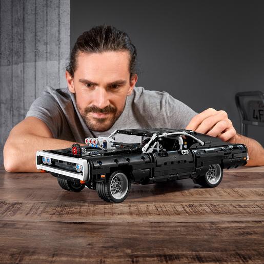 LEGO - Dom's Dodge Charger 42111